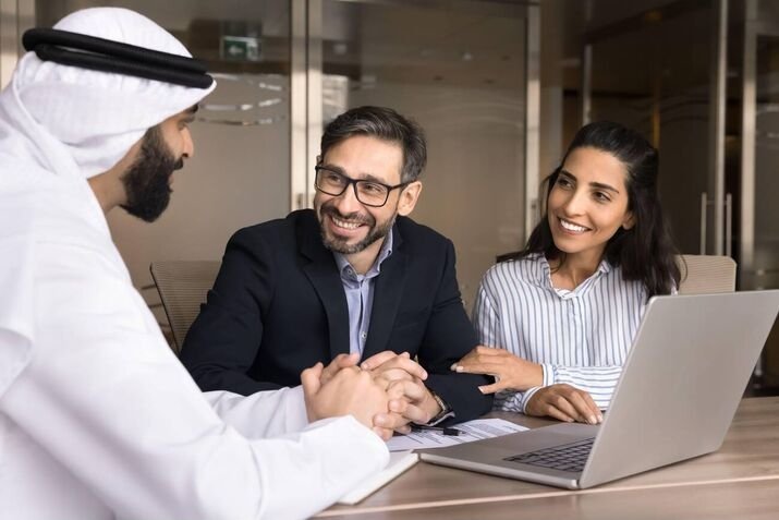 Step by Step Guide to Become a Successful Real Estate Agent in Dubai 2025