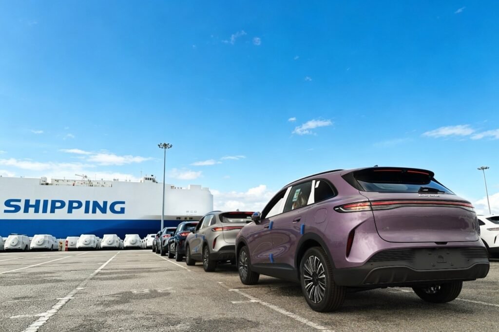 LEPAS L8 PHEV Ships to Middle East Ahead of Launch